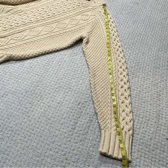 Men's L.L.Bean Signature Cotton Chunky Cable Knit Fisherman Sweater Beige Medium - Picture 12 of 13